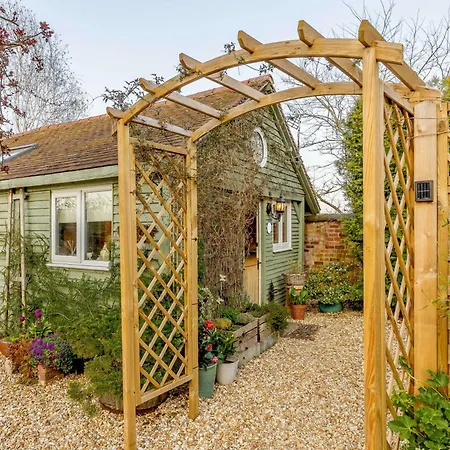Holiday home 1 Bed In Pershore 87365